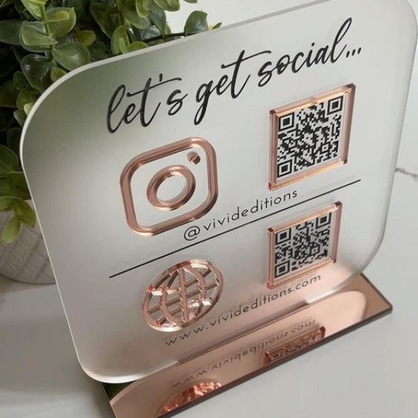 Social media bar code