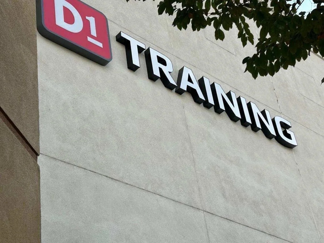 Building & Commercial Signs