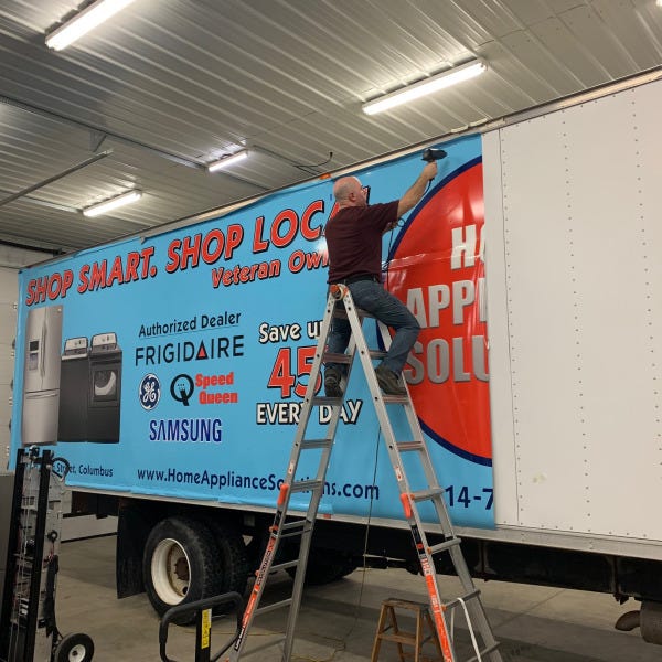 Box Truck 2019