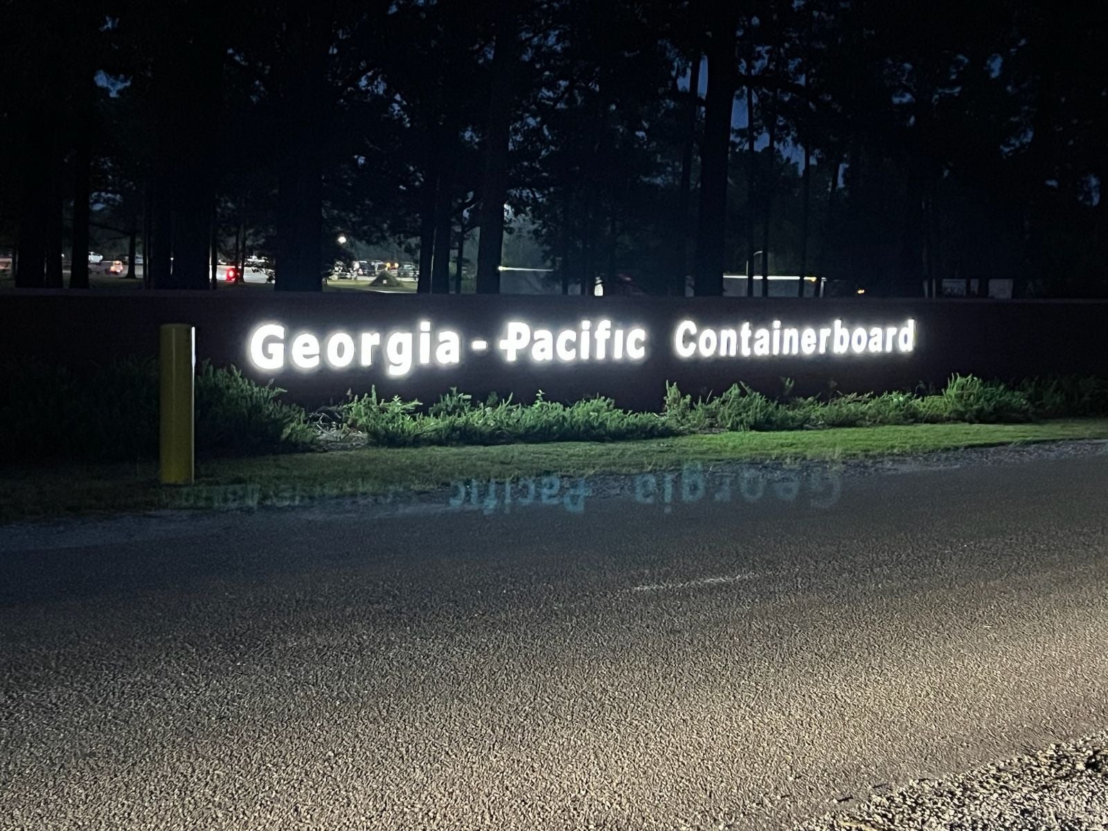 Georgia-Pacific Lighted Channel Letters