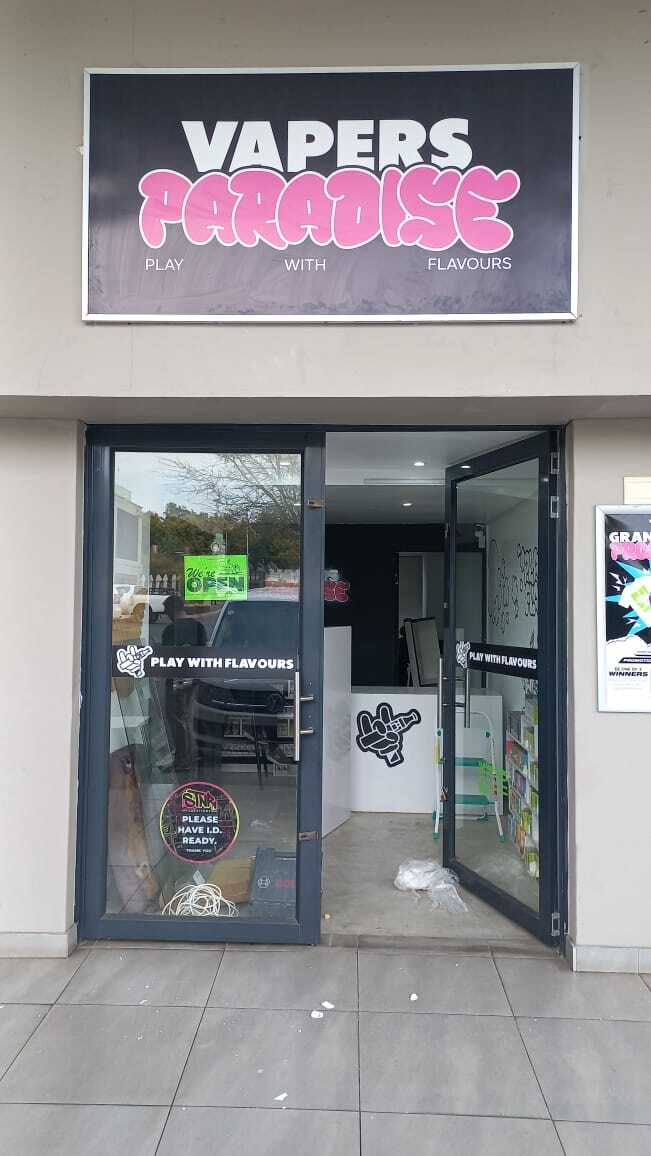 Vapers Paradise: Time for a Sign Upgrade!
