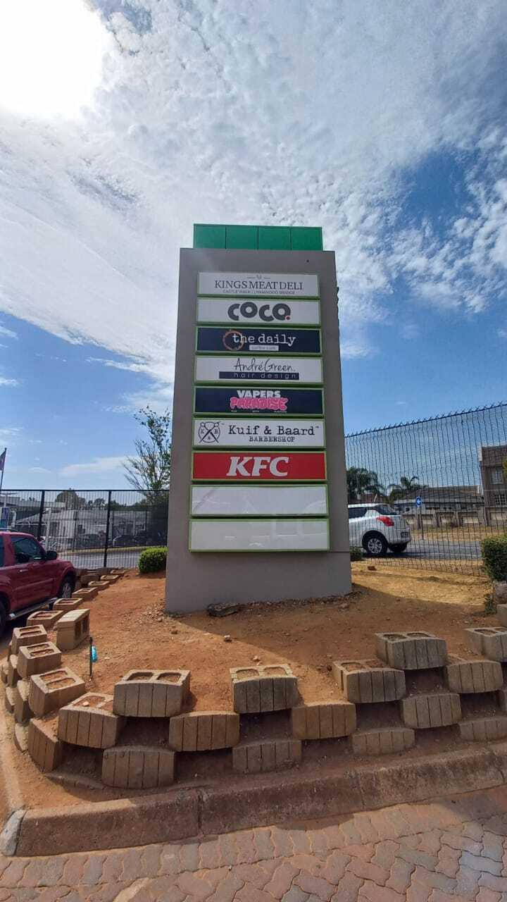 Vapers Paradise: Time for a Sign Upgrade!