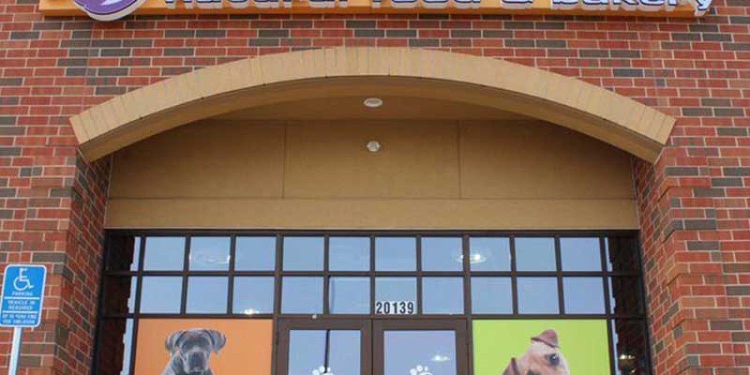 Pet Supplies Plus and Wag N’ Wash Elevate Pet Shopping with a Sustainable Twist