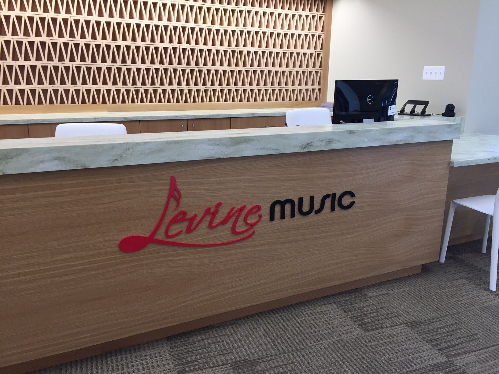 Levine Music in Silver Spring MD Elevates Reception with 3D Acrylic Desk Sign