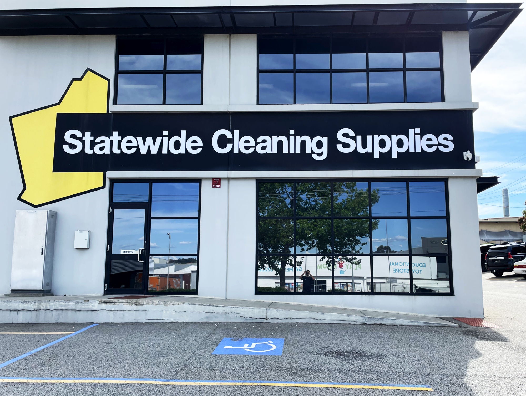 Statewide Cleaning Supplies Building Signage