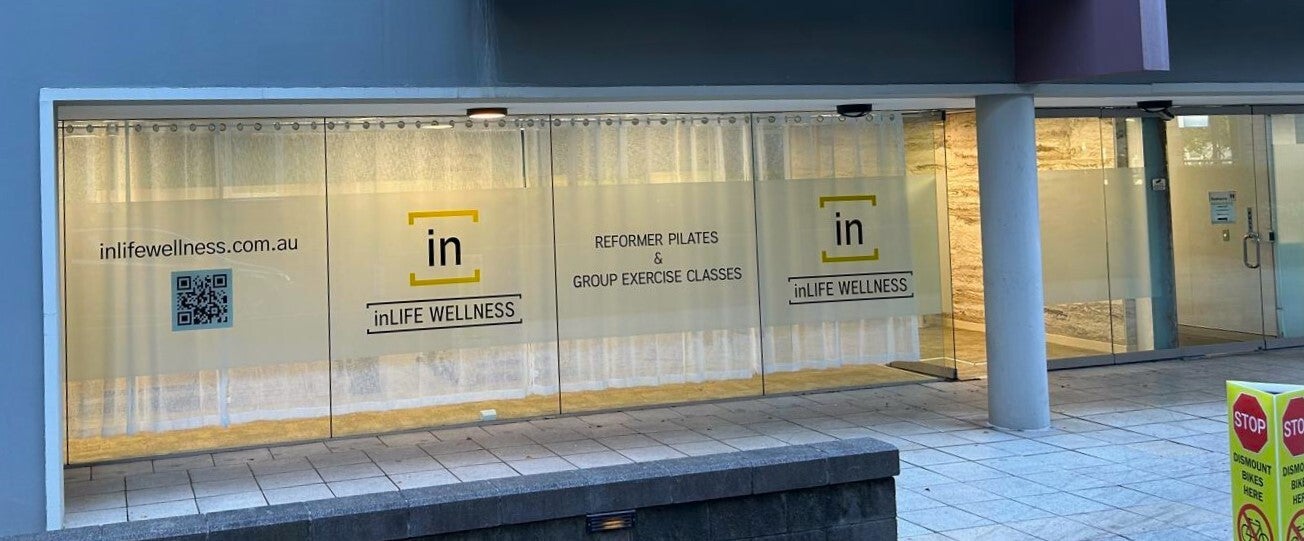 Window Graphics/ frost