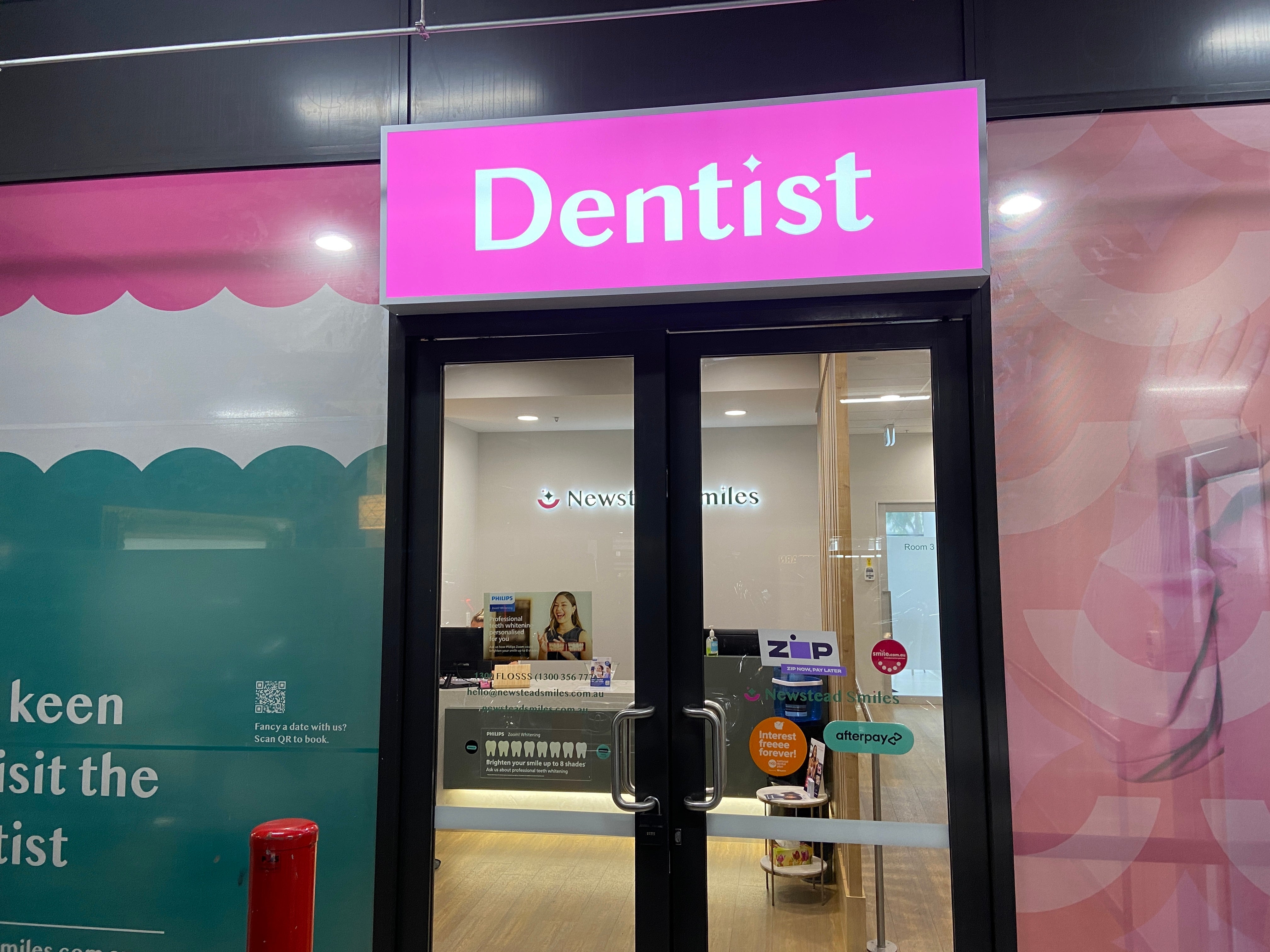 All smiles at Newstead smiles