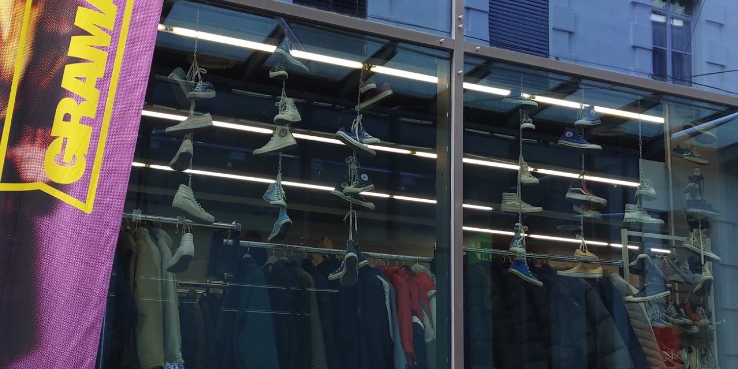 Vitrophanie & films adhésifs sur mesure pour vitrines