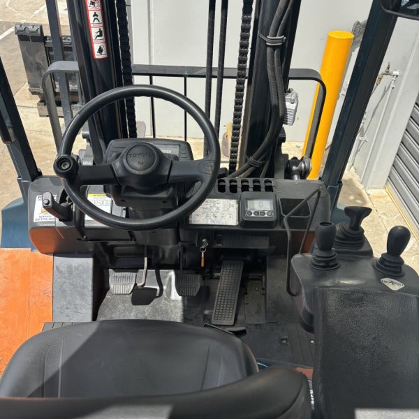 Used Toyota LPG Forklift #2077