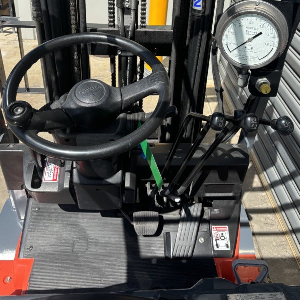 Used Toyota Electric Forklift #2177