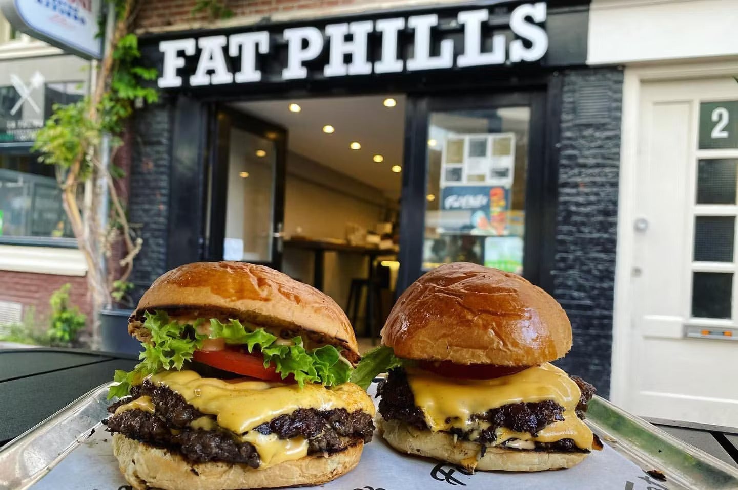 Fat Phill’s: The Amsterdam Smash Burger Phenomenon Making Waves Across the UK Fast-Food Scene Fat Phill’s: The Amsterdam Smash Burger Phenomenon Making Waves Across the UK Fast-Food Scene