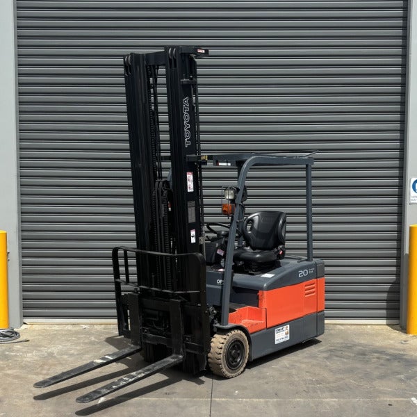 Used Toyota Electric Forklift #1098