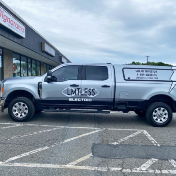LMLTLESS - vehicle lettering