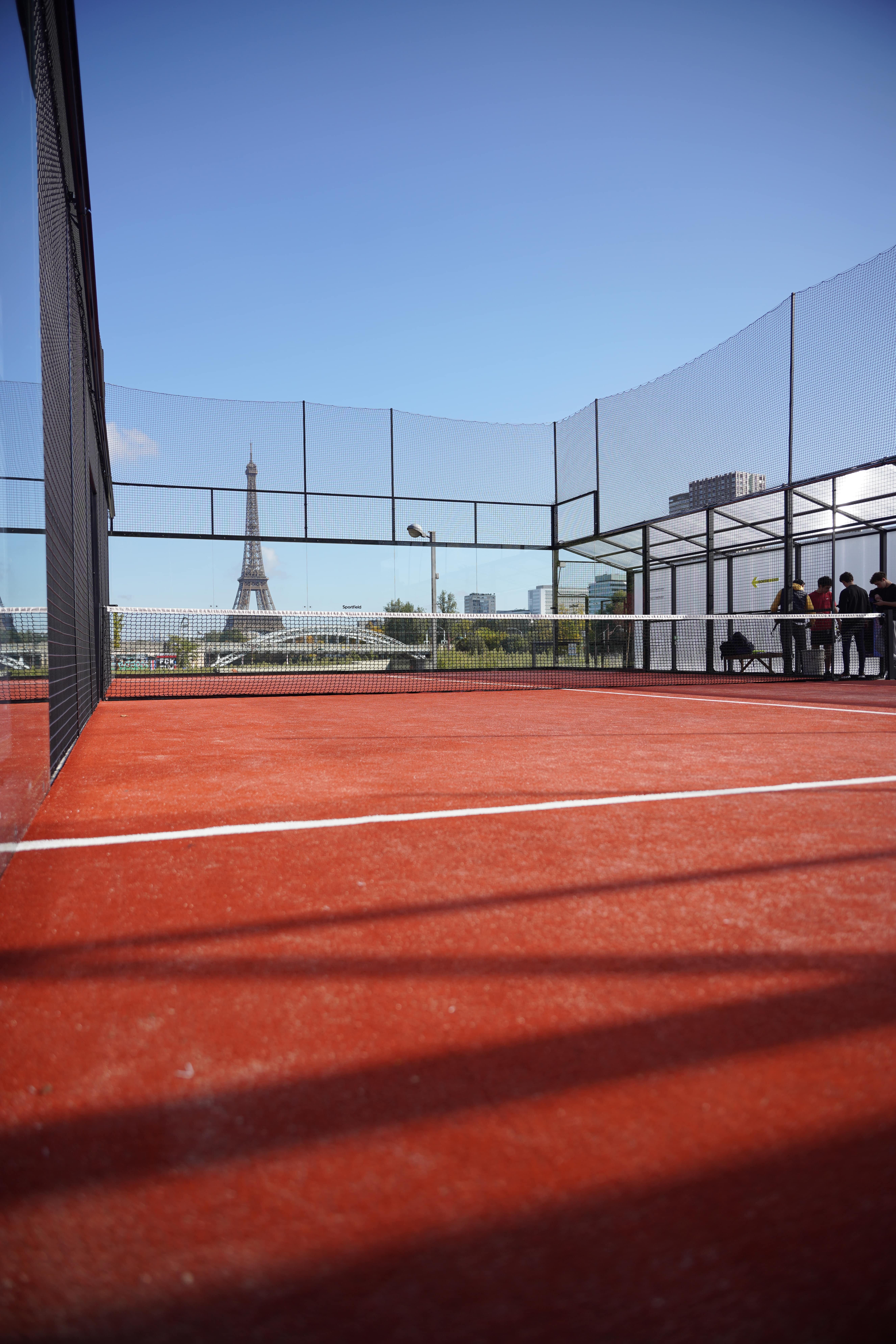 Signalétique extérieur pour le terrain de padel Sportfield