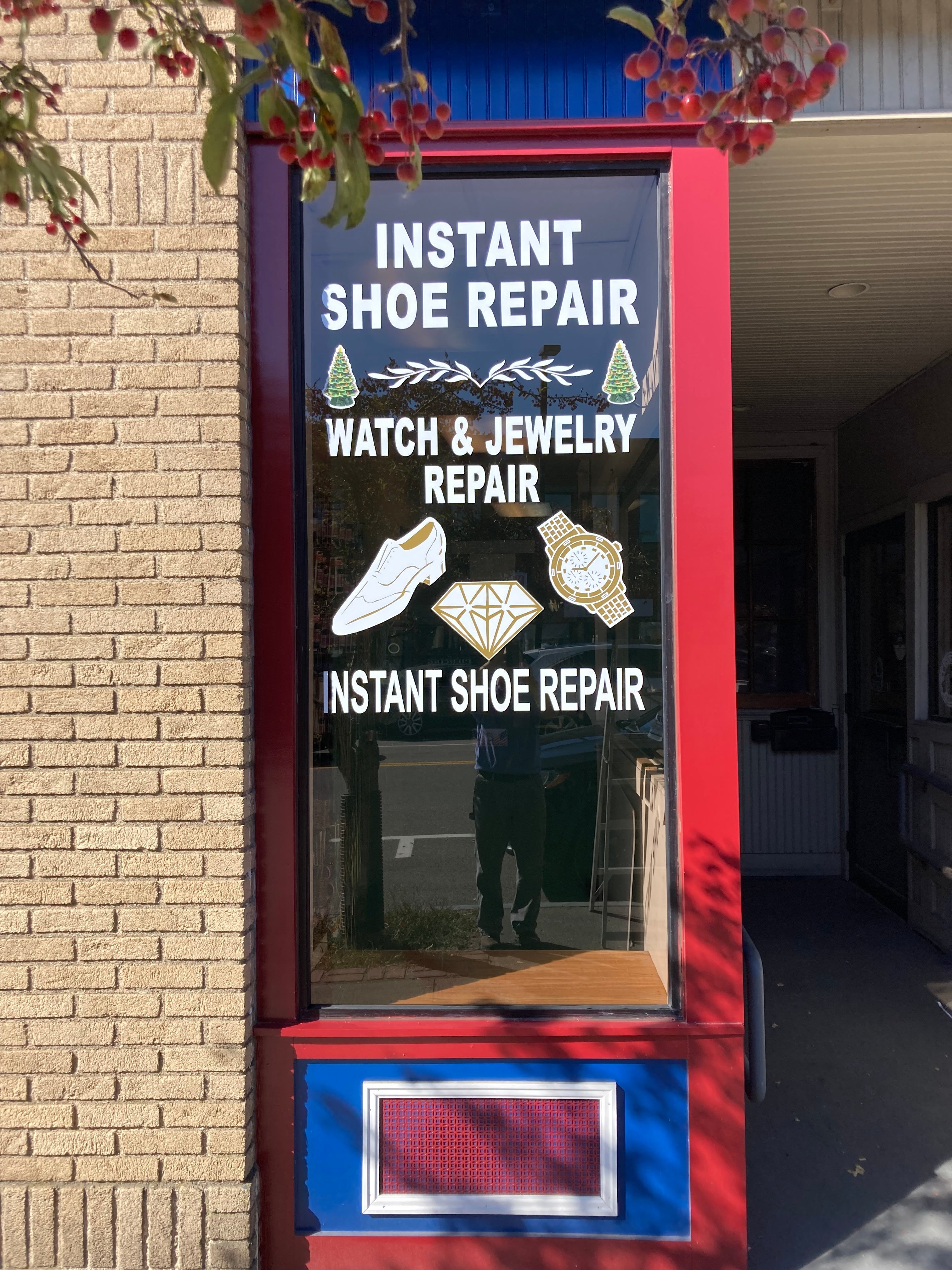 What do you do when a BB gun leaves a hole in your store window?!?!?
