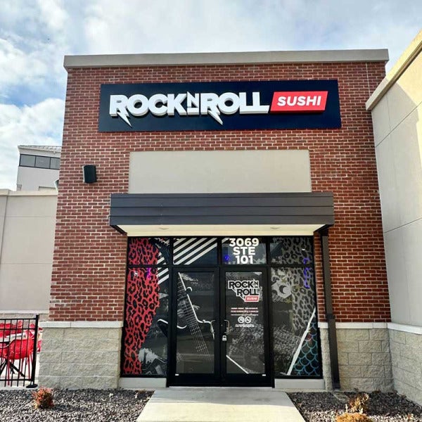 Rock N' Roll Sushi Cranks Up the Volume in Port St. Lucie, Florida Rock N' Roll Sushi Cranks Up the Volume in Port St. Lucie, Florida