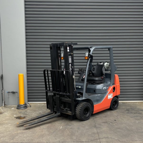 Used Toyota LPG Forklift #2163