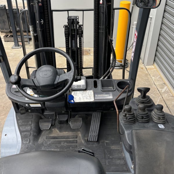 Used Toyota LPG Forklift #2163