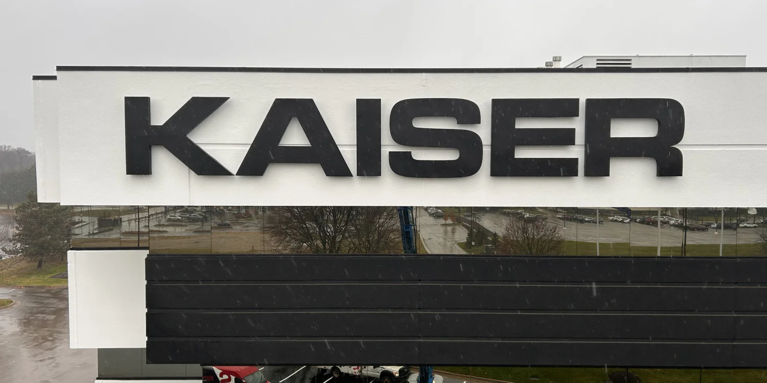 Custom Outdoor Signs for Business