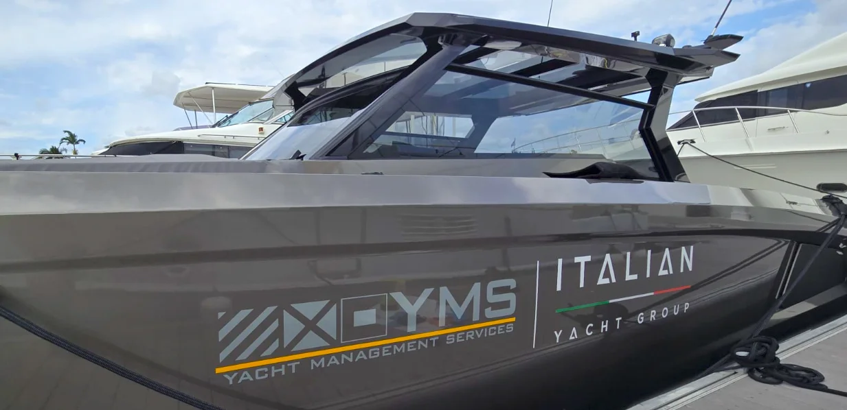 Boat Wraps & Graphics