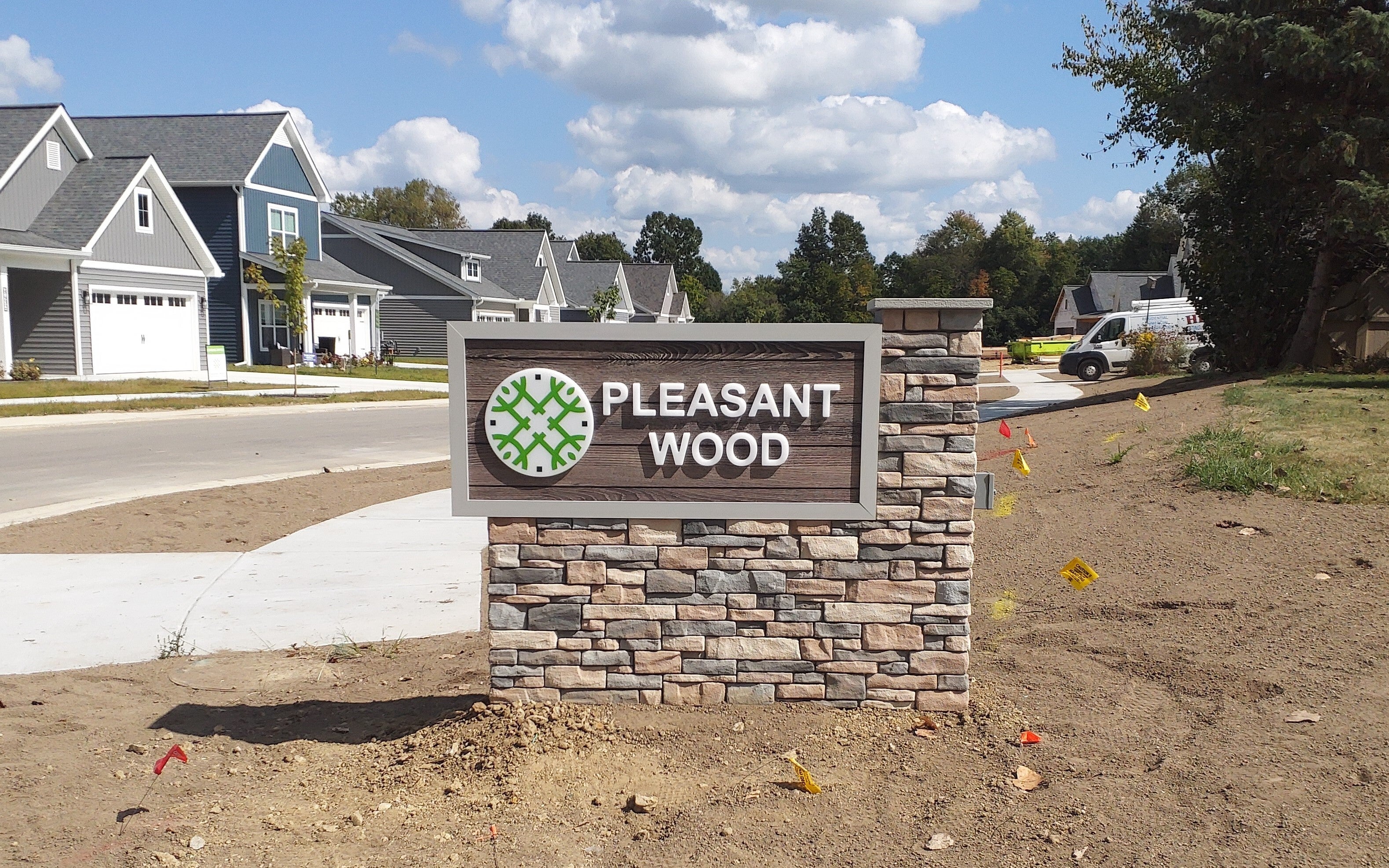 Custom Outdoor Signs for Business