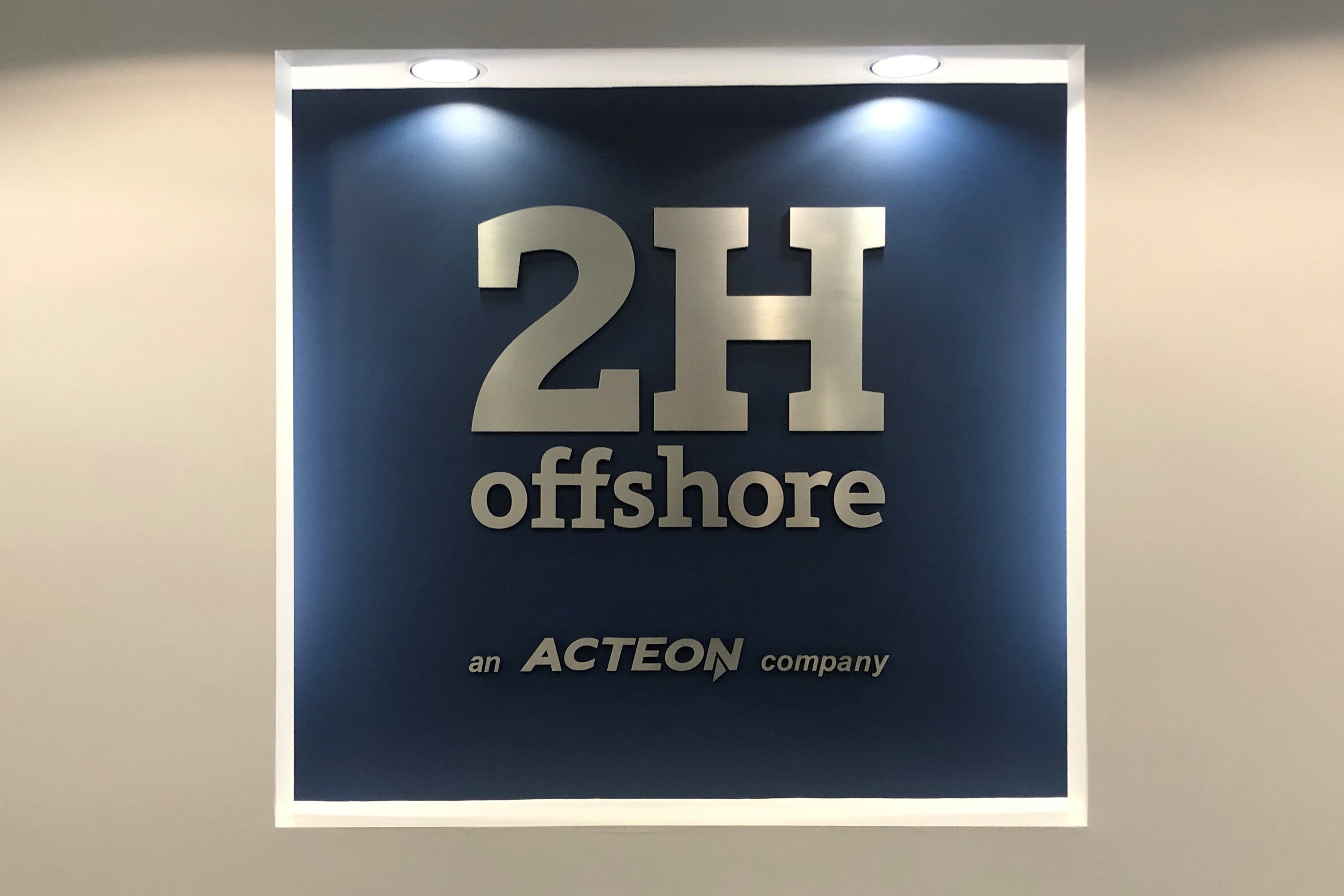 Dimensional Signs to make your Logos POP!