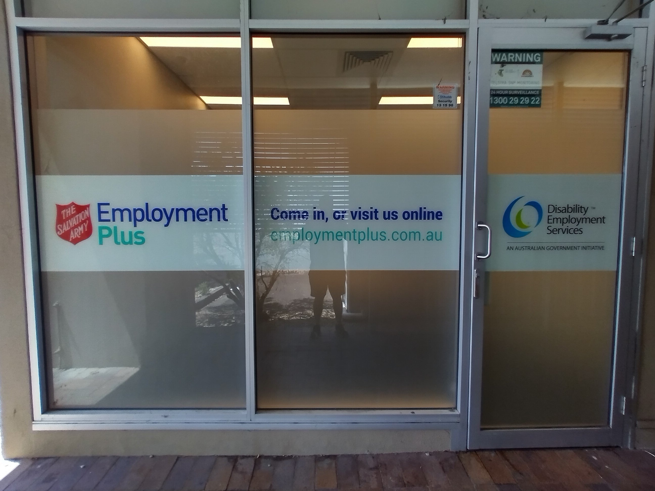Layered window graphics....