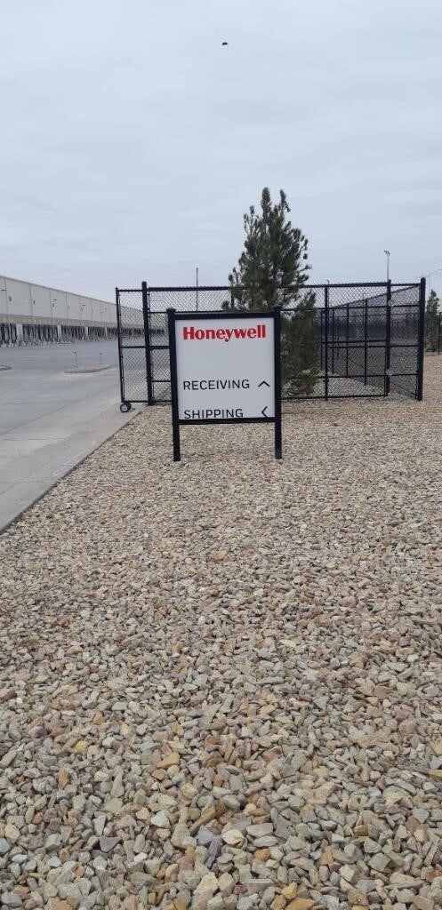 Directional Signs & Signage