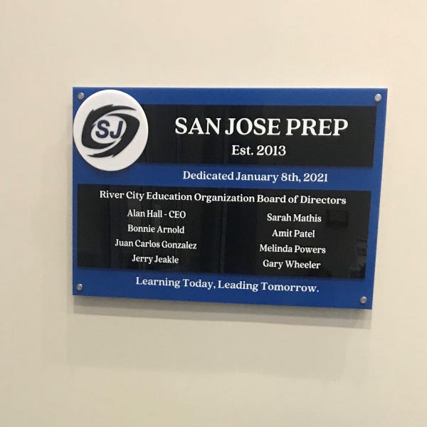 Acrylic wall plaque with vinyl