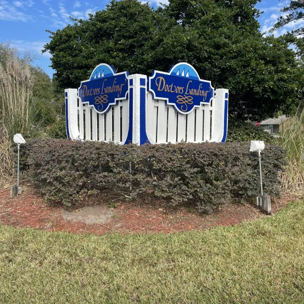 Doctors Landing Monument sign