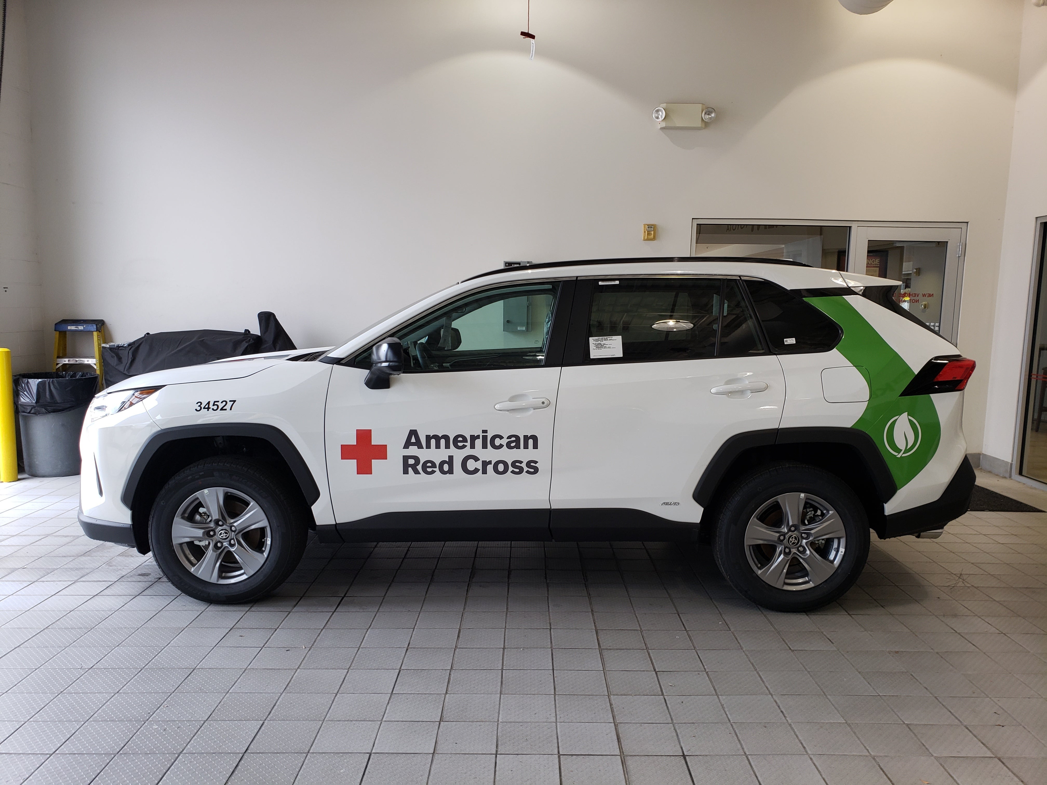 The Complete Guide to Vehicle Lettering: Why Every Local Business Should Be Advertising on the Road