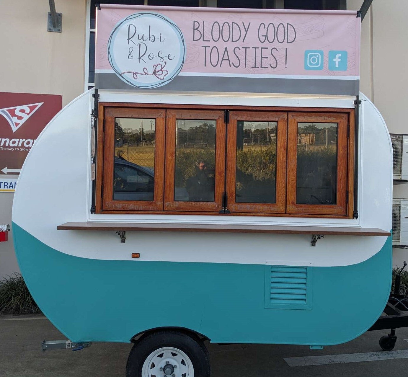 Rubi & Rose Food Van Signage