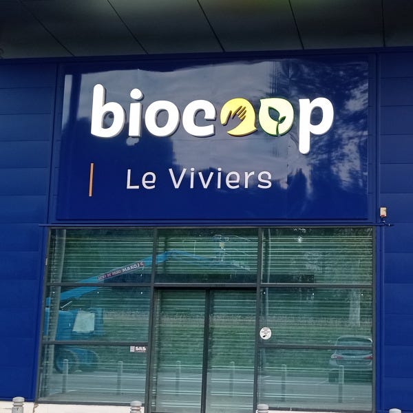 enseigne-lumineuse-lettres-reliefs-led-biocoop-by-signarama-montpellier