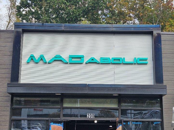 MADABOLIC Channel Letters & Window Perf in Wexford, PA!