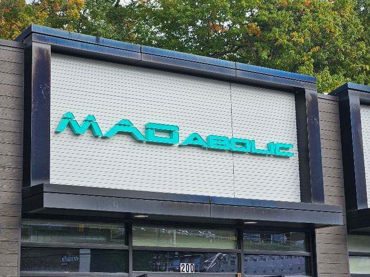 MADABOLIC Channel Letters & Window Perf in Wexford, PA!