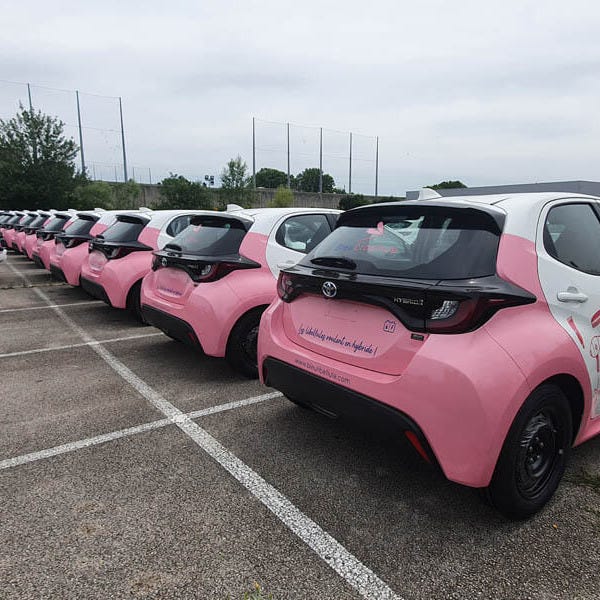 marquage-flotte-de-vehicules-pros-sticker-kit-adhesif-by-signarama-montpellier