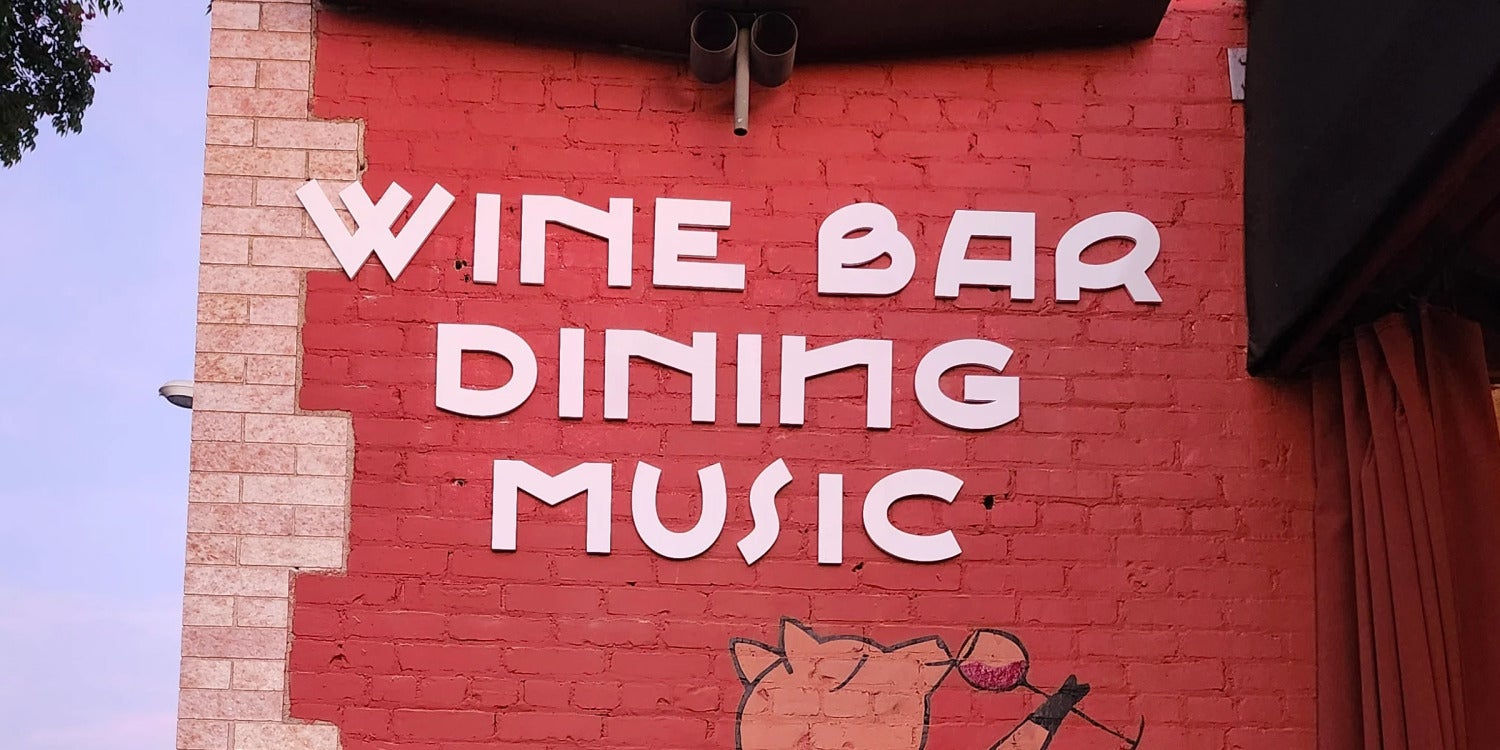 Custom Outdoor Signs for Business