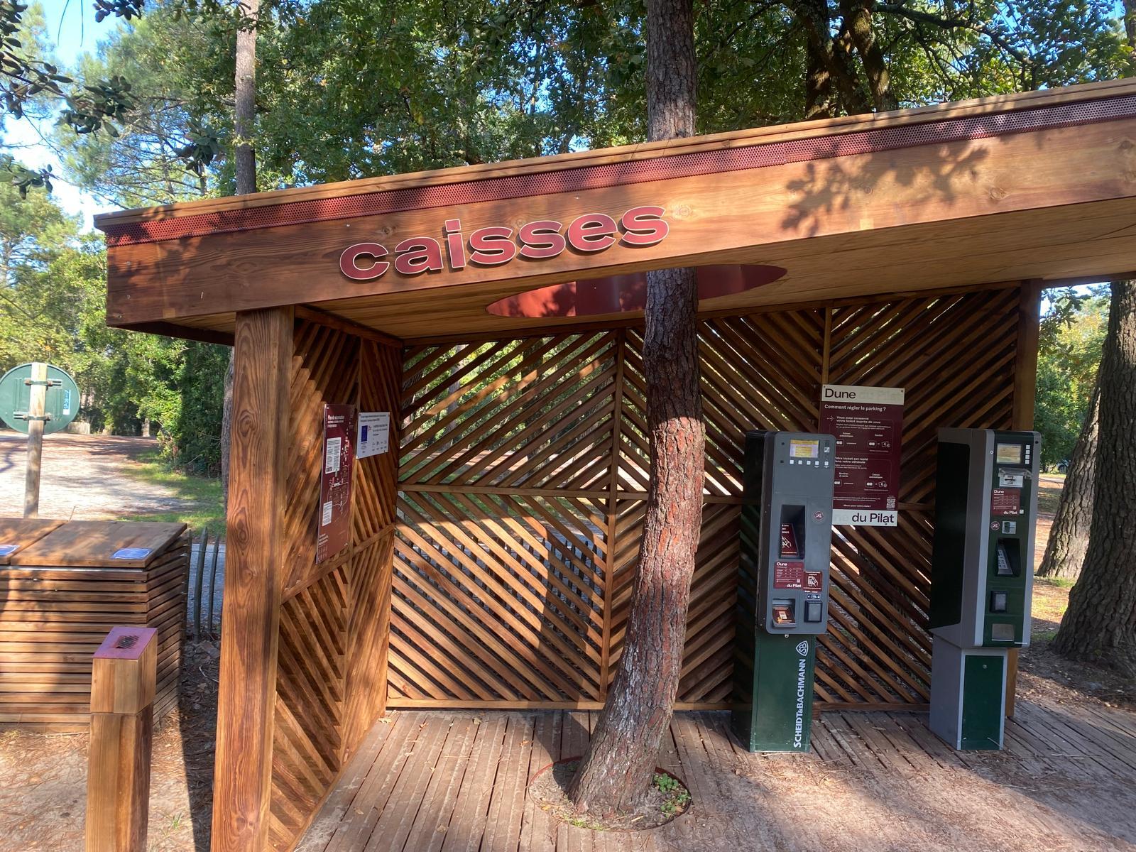 Enseigne sur cabane en bois de la Dune du Pilat