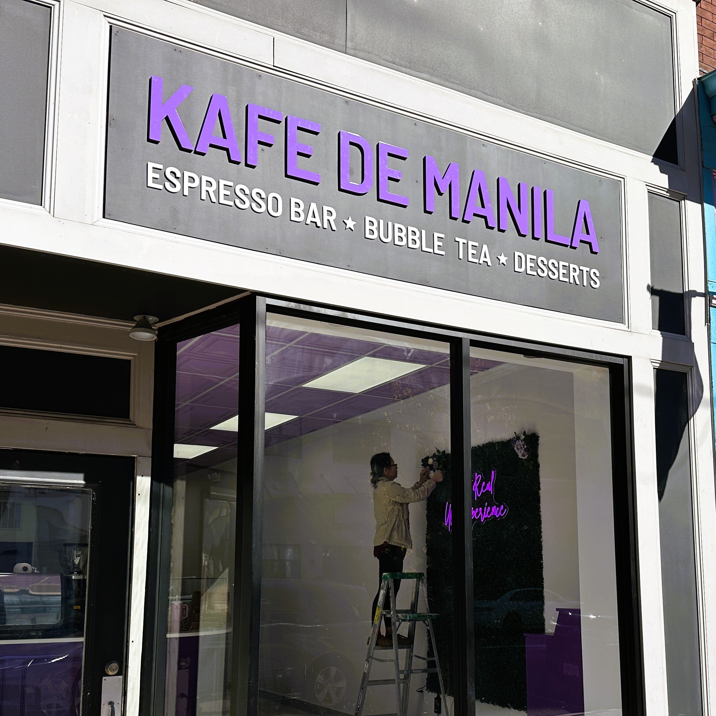 Dimensional Letters for Kafe
