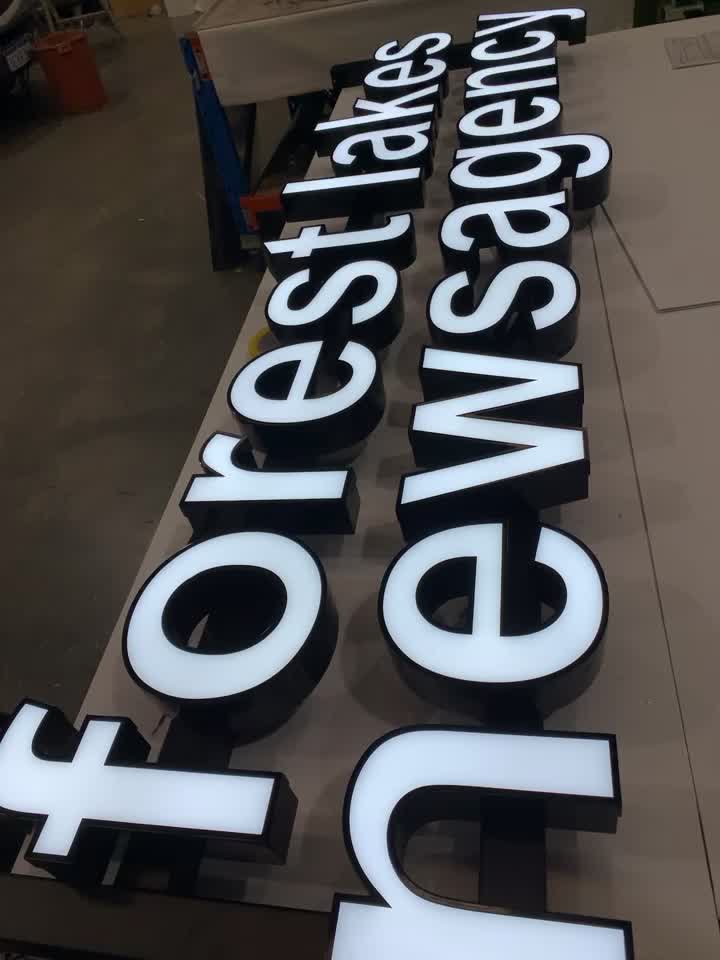 Forest Lakes Newsagency