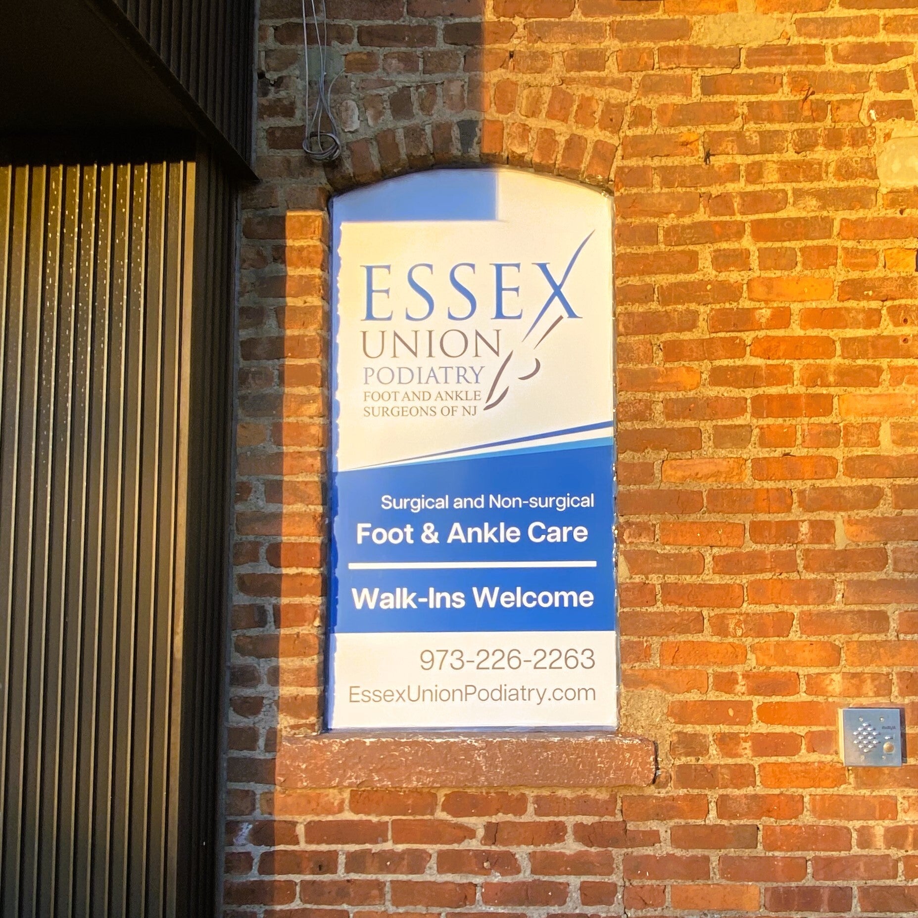 Help People See Clearly With Window Signage