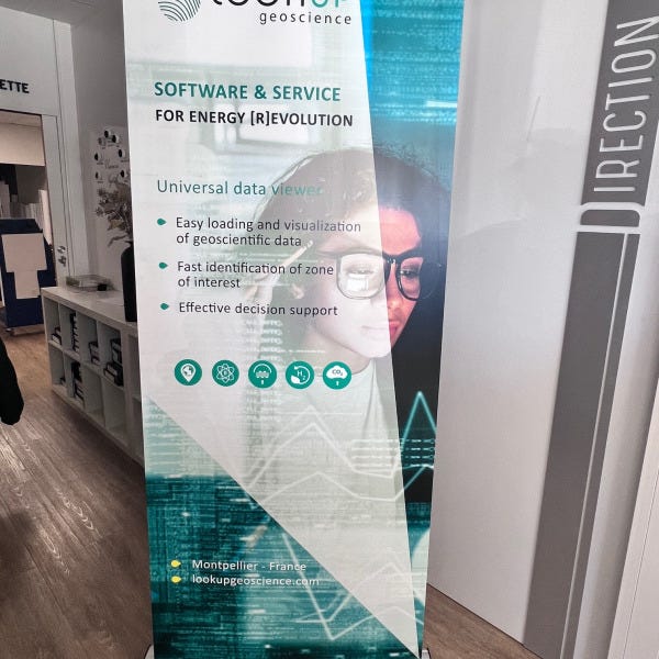 roll-up-kakemono-by-signarama-montpellier