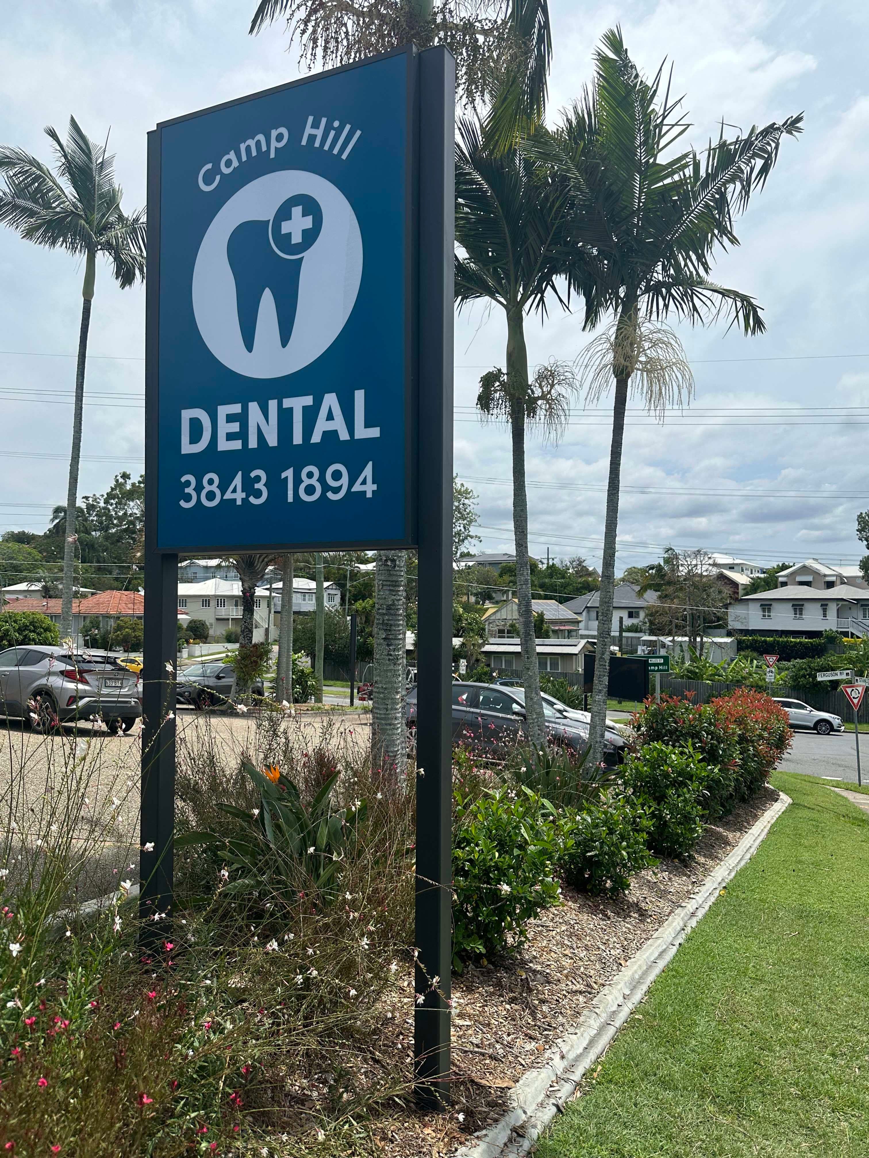 Brilliant Illuminated Pylon Lightboxes and Teeth at Camp Hill Dental | Signarama Brendale