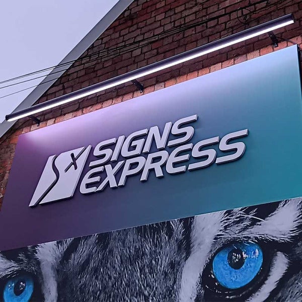 Signs Express: The Billboard Bonanza of Milton Keynes Signs Express: The Billboard Bonanza of Milton Keynes
