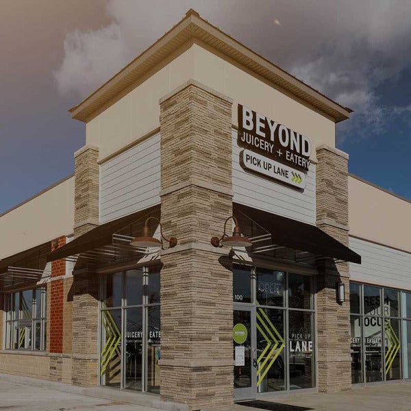 Beyond Juicery + Eatery: How Pam Vivio and Mijo Alanis Blend Success in Michigan's Juicing Scene
