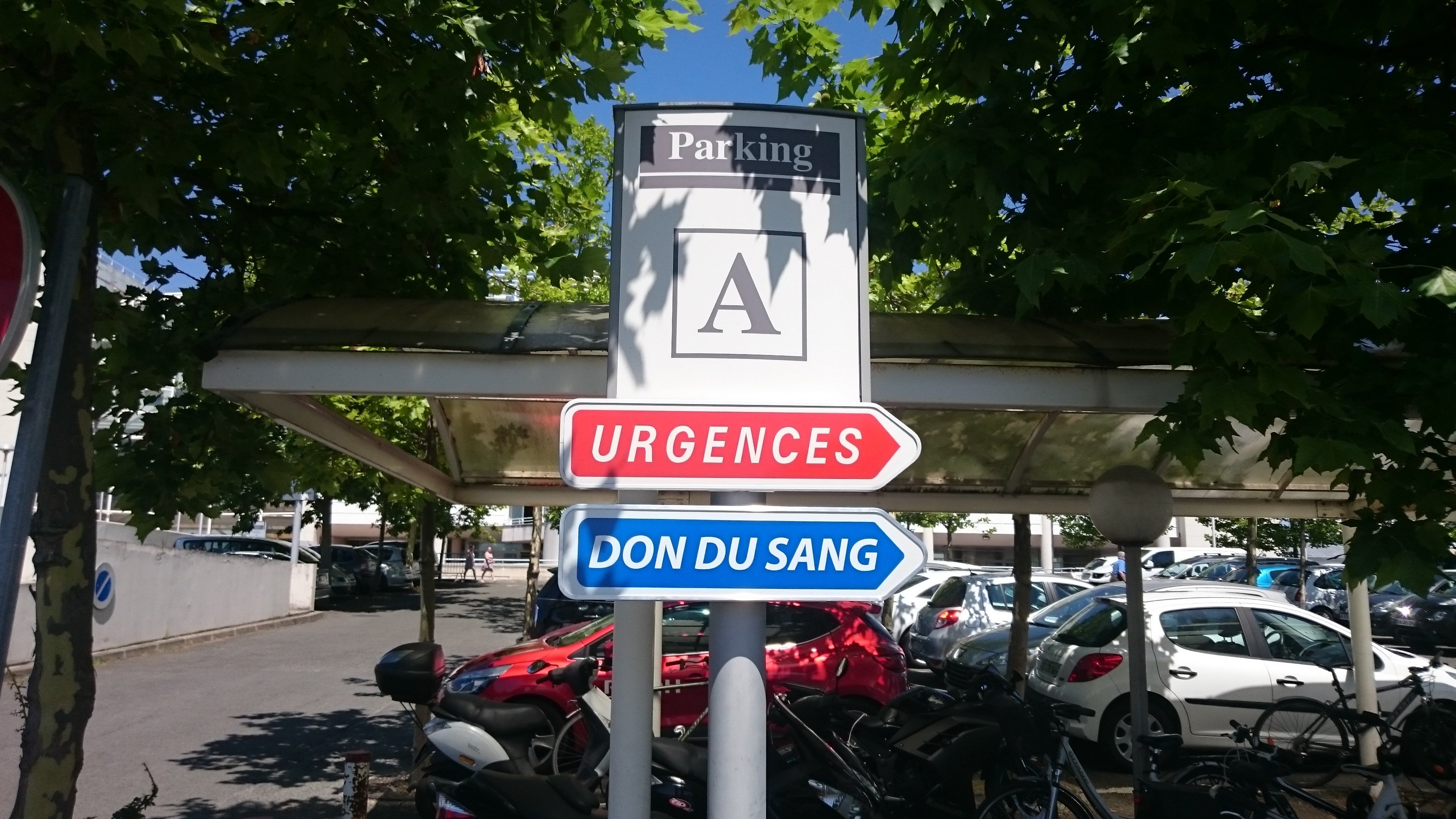 Votre partenaire pour une signalétique adaptée au secteur médical et paramédical