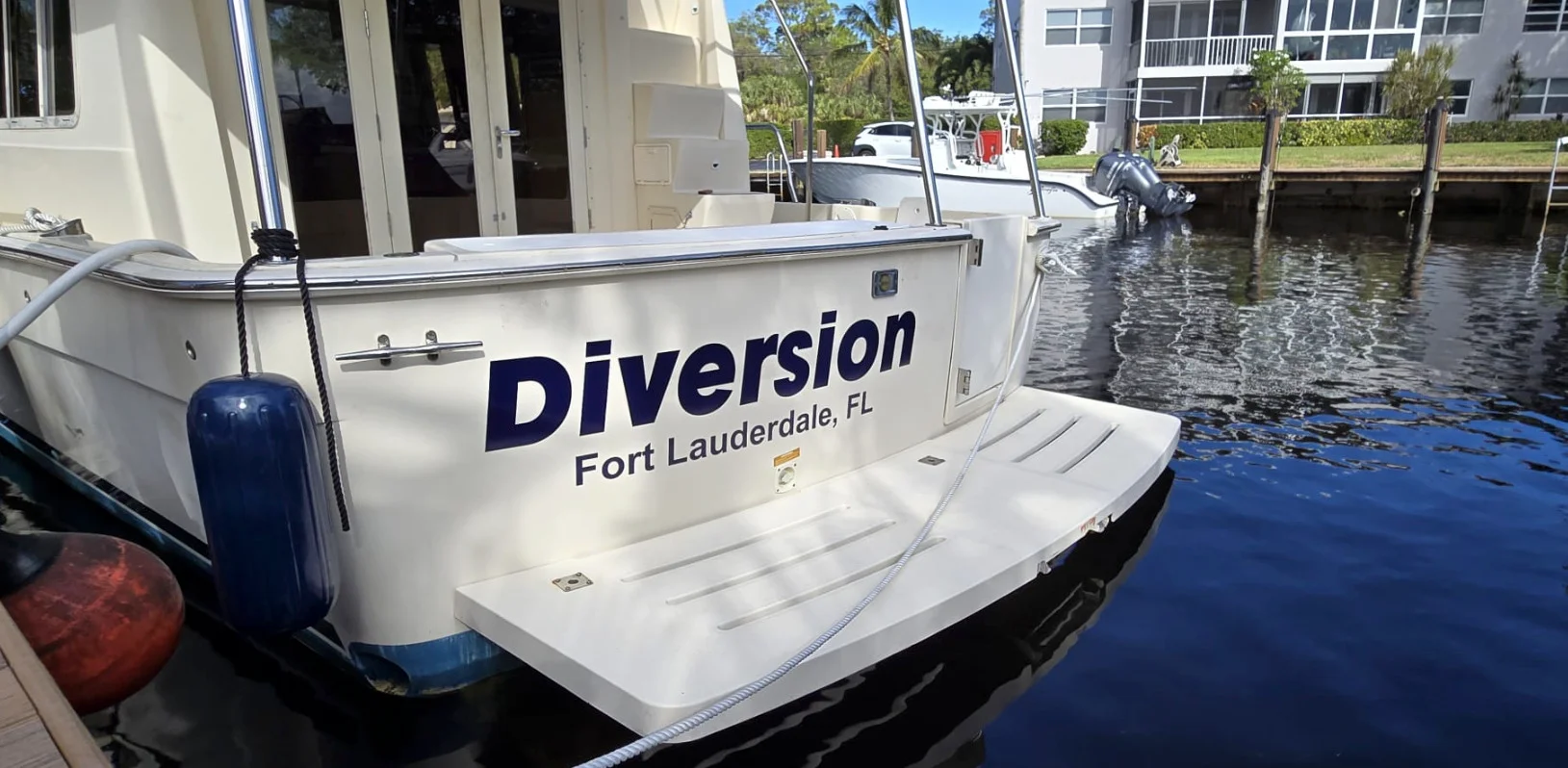 Boat Wraps & Graphics