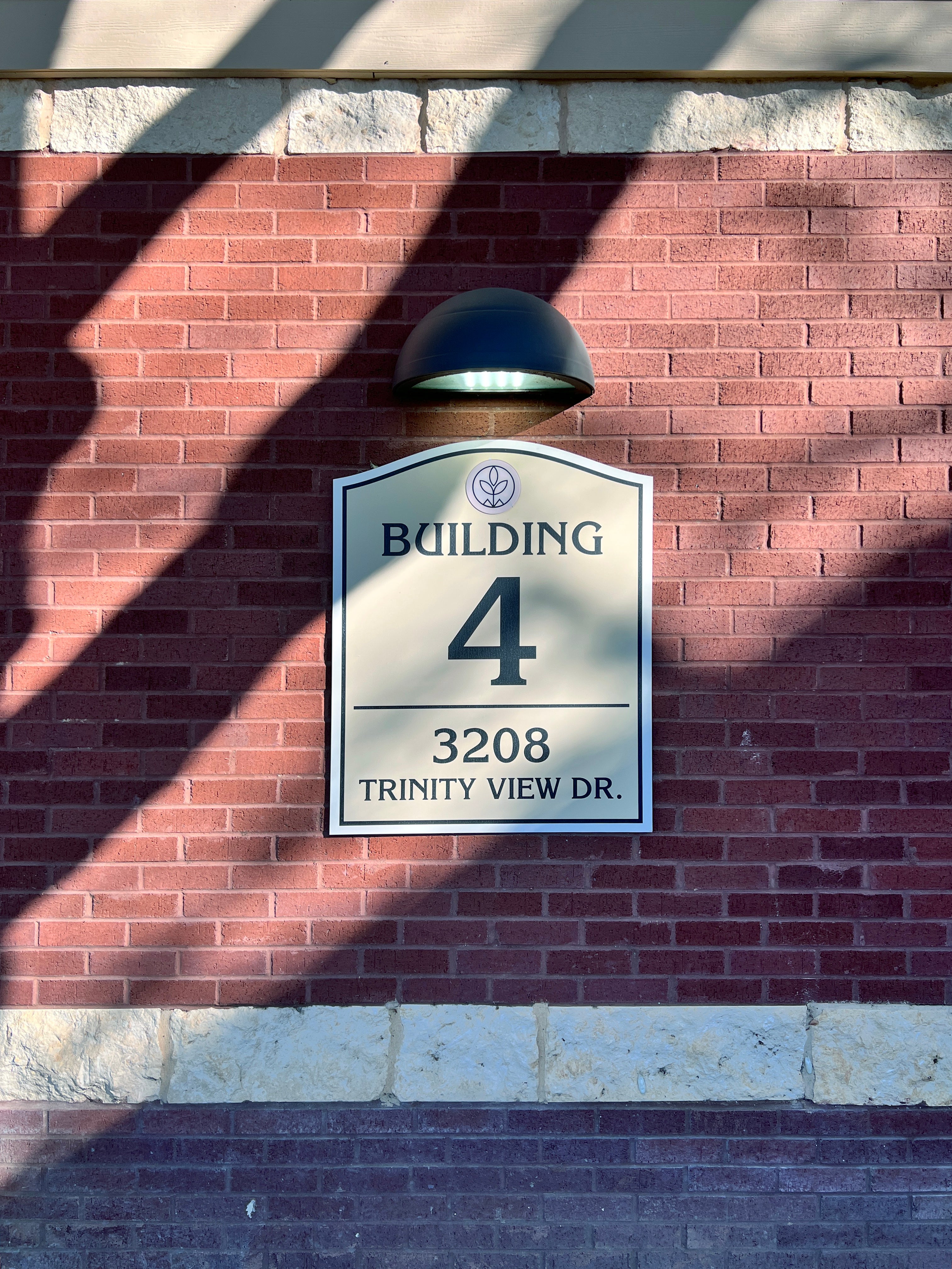 Apartment Complex Signage Made Simple: Tips for Property Managers in Grapevine Texas