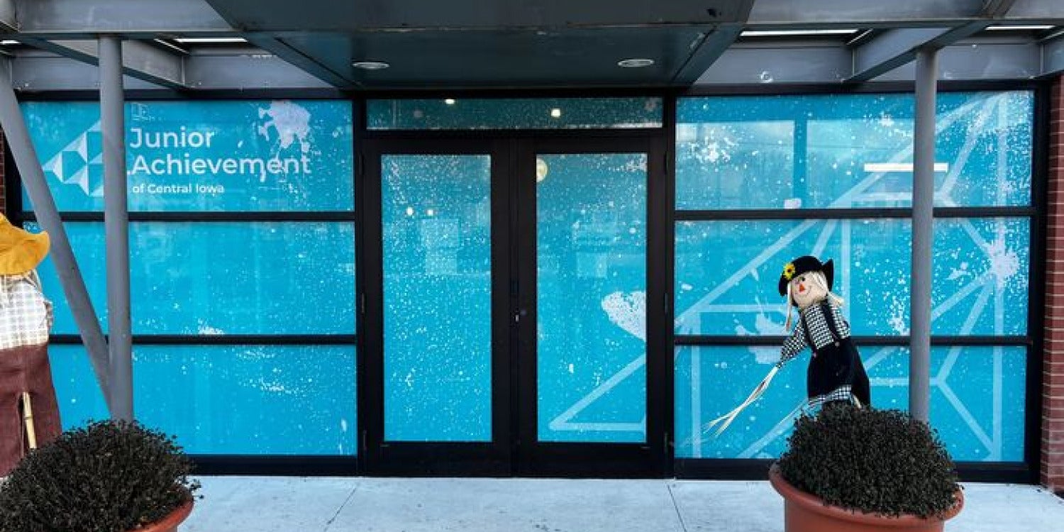 Window Signs & Signage
