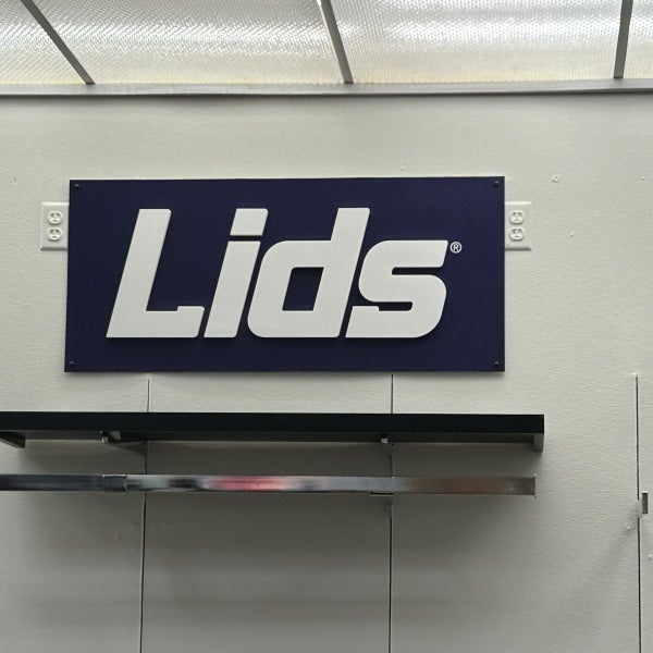 Lids Sign